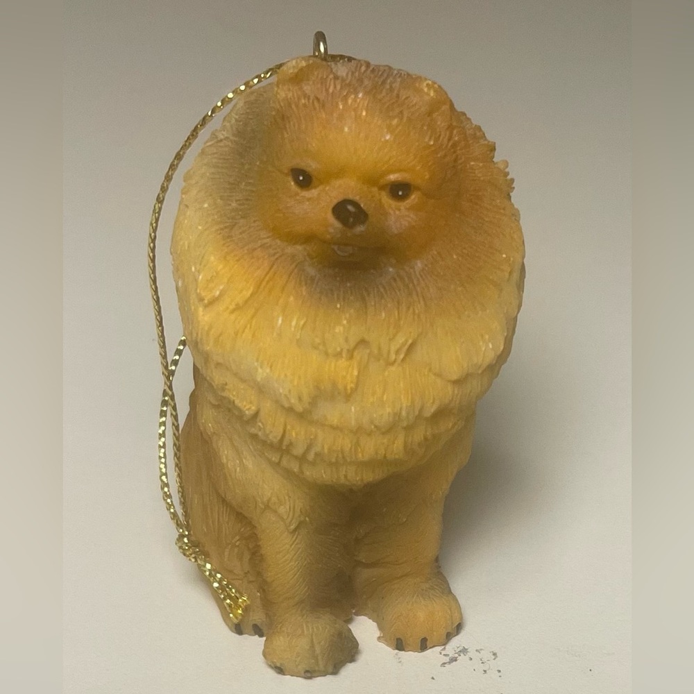 Sandicast Sandy Color Pomeranian Christmas Ornament Figure